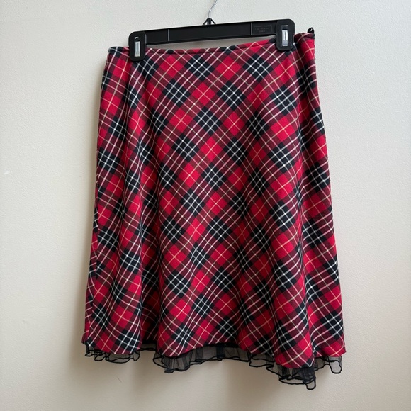 Hanna Anderson Red & black Plaid Skirt w/netting trim Size 8 - Picture 1 of 5